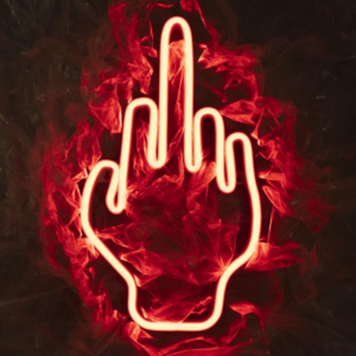 Neony gamingowe w pokoju gracza